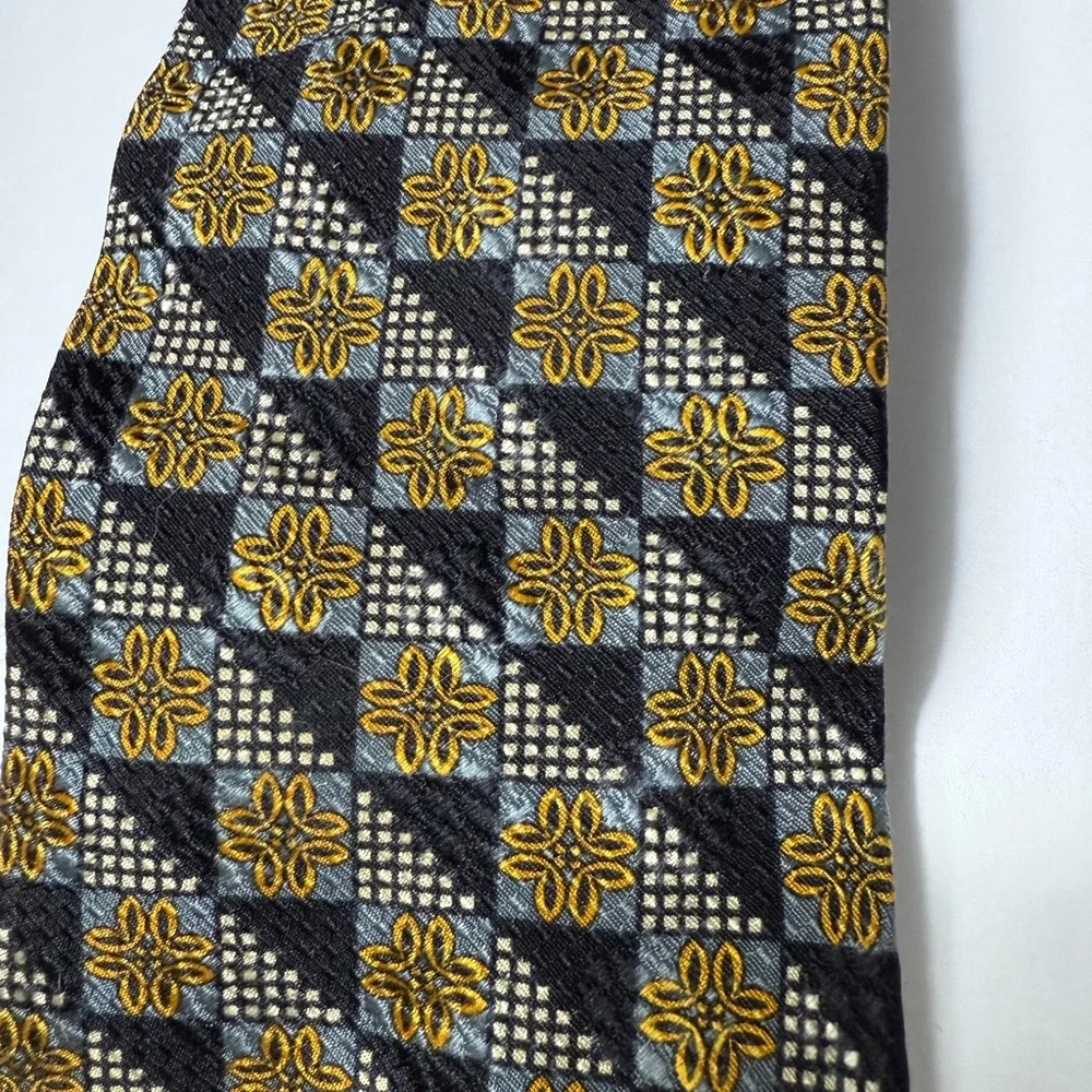 Ermenegildo Zegna Navy and‎ Gold Patterned Tie